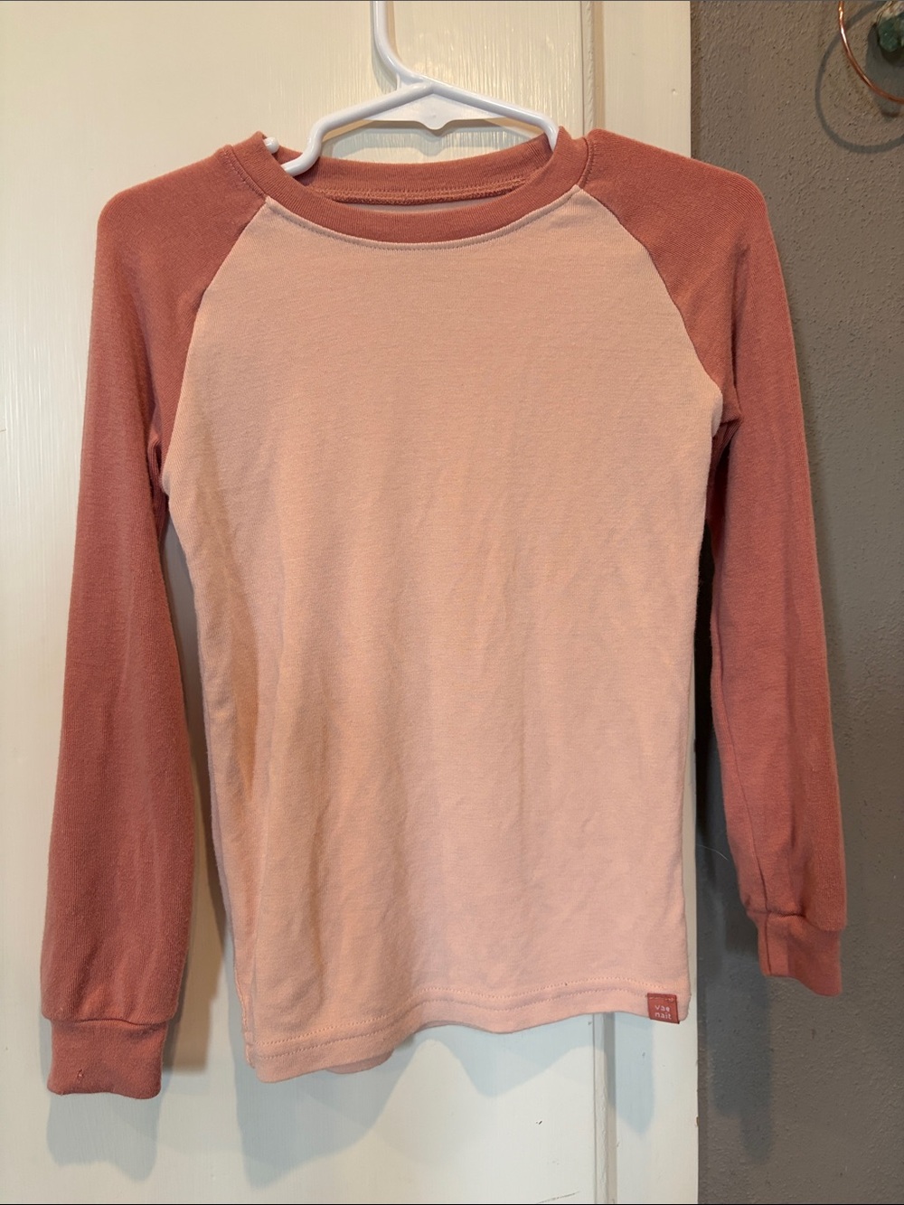 Girls' Two-Tone Long Sleeve Raglan Pajama Top in Blush & Dusty Rose